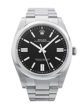 Luxuriöse gebrauchte Uhren, die noch innerhalb der Herstellergarantie liegen